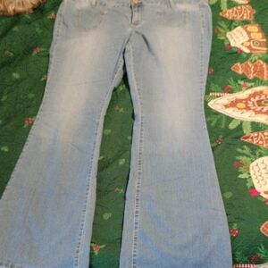 Women's Size 17 Flair Short Waisted Jeans